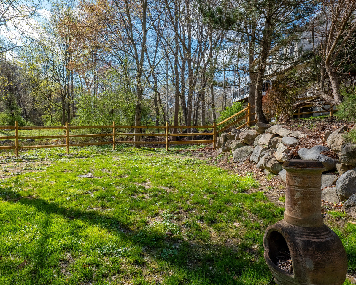 Cedar privacy fence Delaware