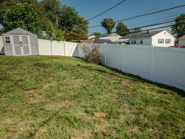 White Vinyl Fence – 2