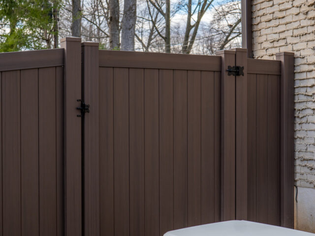 Matt Bergez Wood Fence – 3