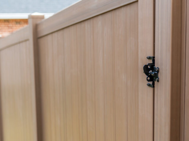 Matt Bergez Wood Fence – 5