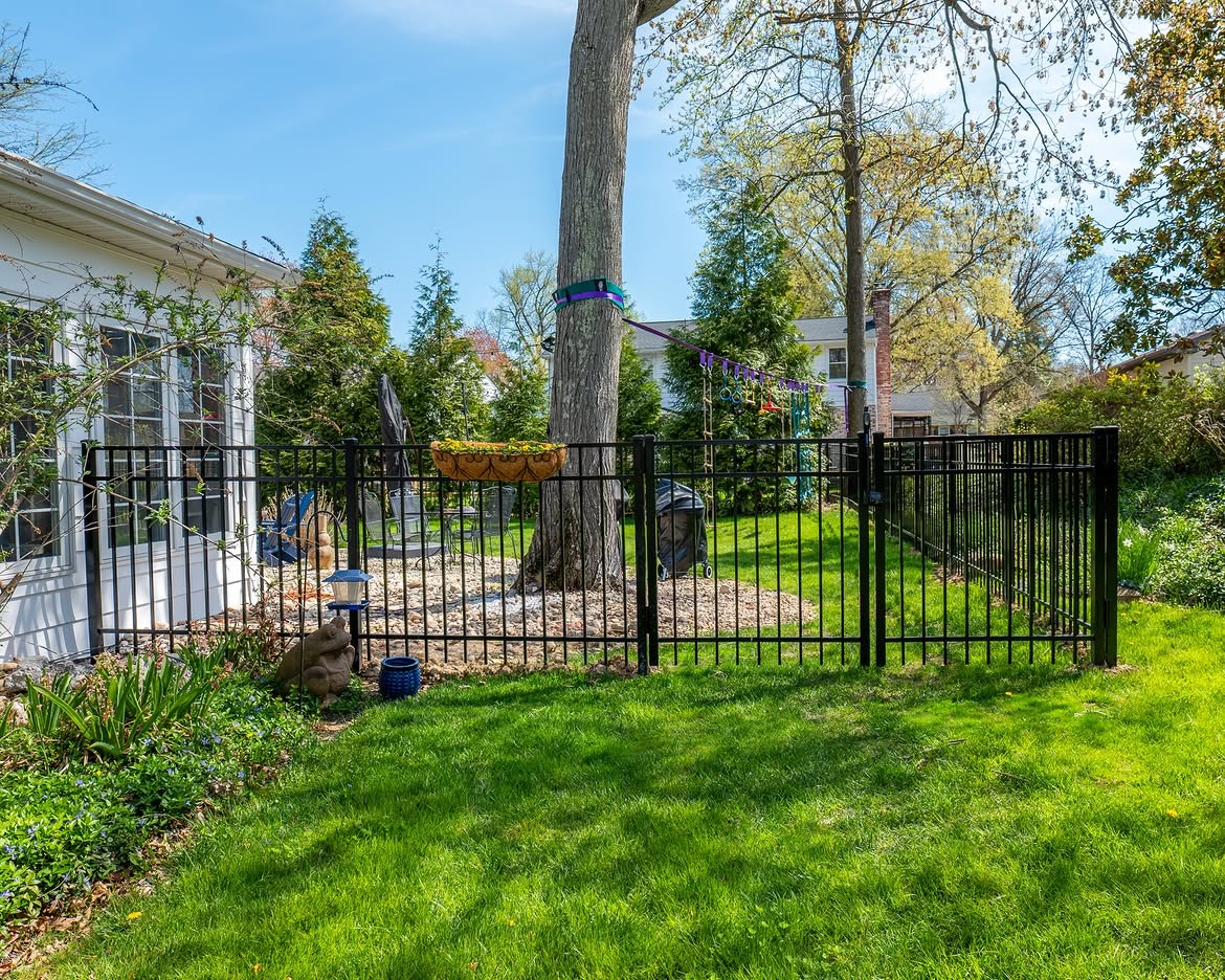 Full view of black aluminum fence in Delaware
