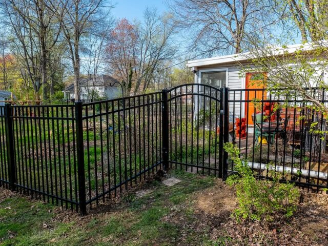 Black Aluminum Fence & Gate Wilmington – 1