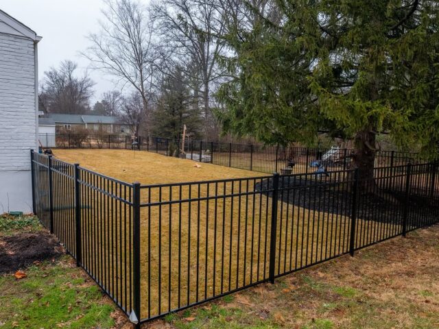 Black Aluminum Fence Newark – 6