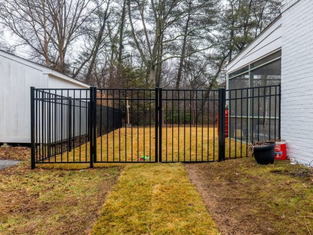 Black Aluminum Fence Newark – 9