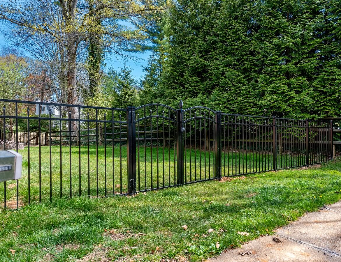 Corner detail of black aluminum fence in North Wilmington, DE