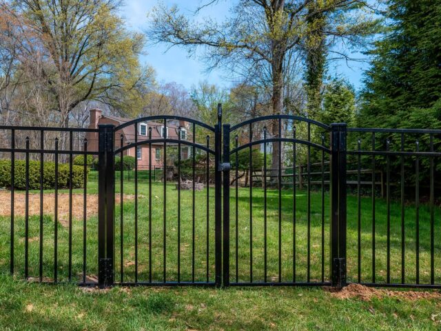 Black Aluminum Fence North Wilmington – 5
