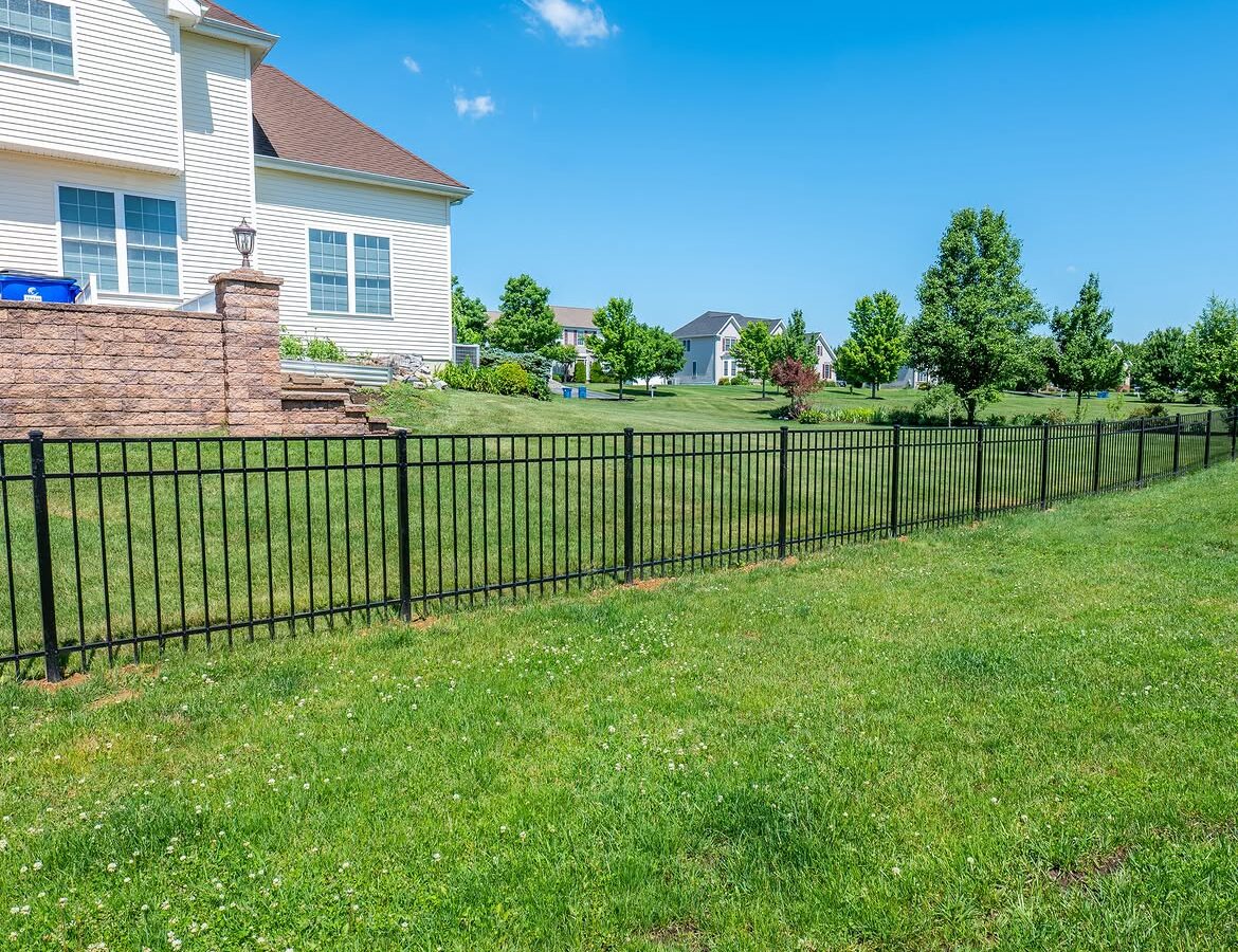 Side view of black aluminum fence in Delaware