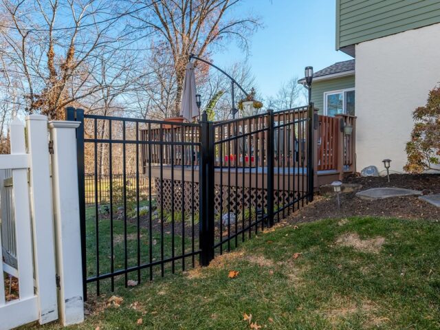 Black Aluminum Fence Pike Creek – 3