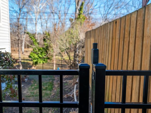 Black Aluminum Fence Pike Creek – 4
