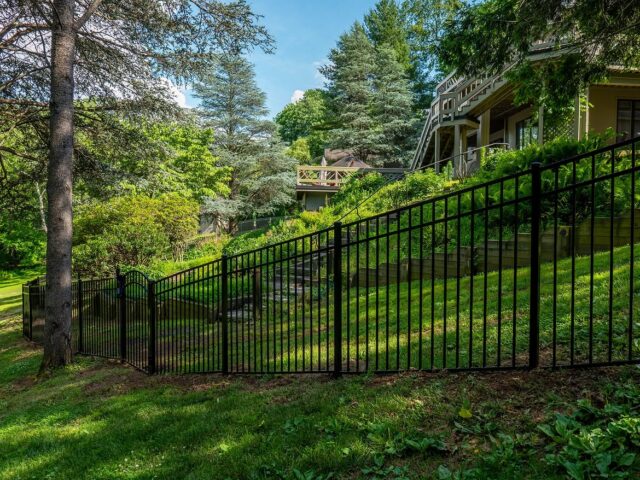 Black Aluminum Hillside Fence – 1