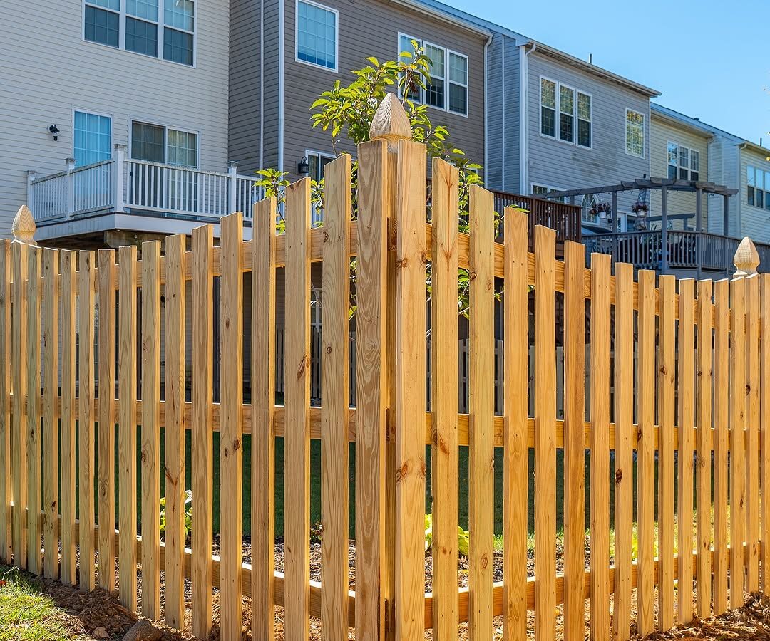 Full view of cedar picket fence in Delaware