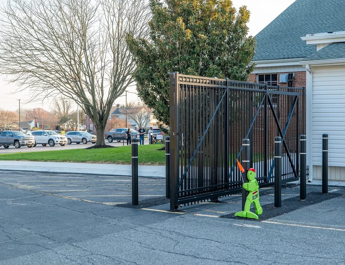 Gate and fence view of commercial aluminum security gate in Delaware