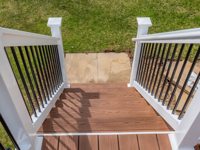 Composite Deck with White Rails – 10
