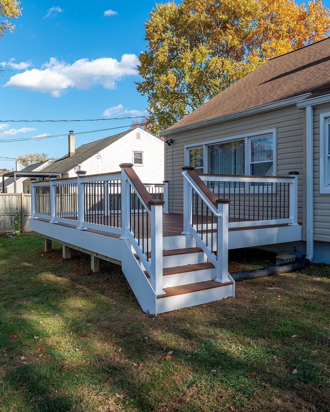 Full view of composite deck with stairs in Delaware