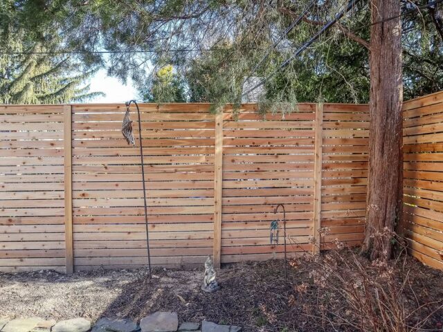Horizontal Cedar Privacy Fence Wilmington – 3