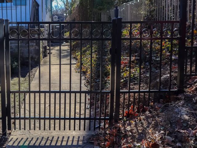 Ornamental Black Aluminum Fence & Gate – 3