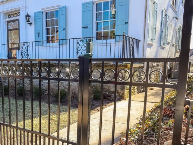 Ornamental Black Aluminum Fence & Gate – 5