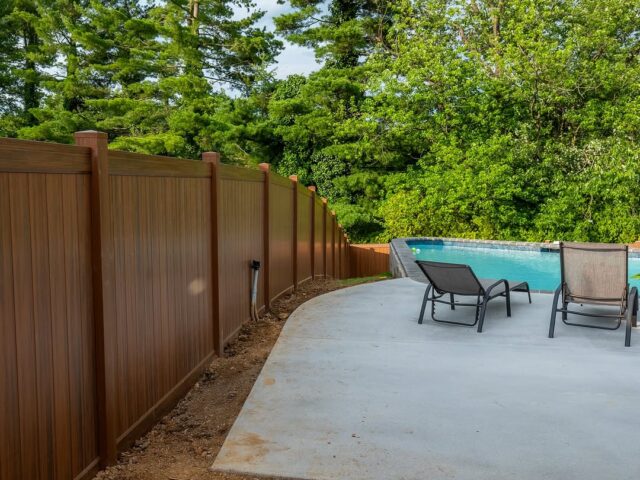 Wood Grain Vinyl Fence Pool Deck